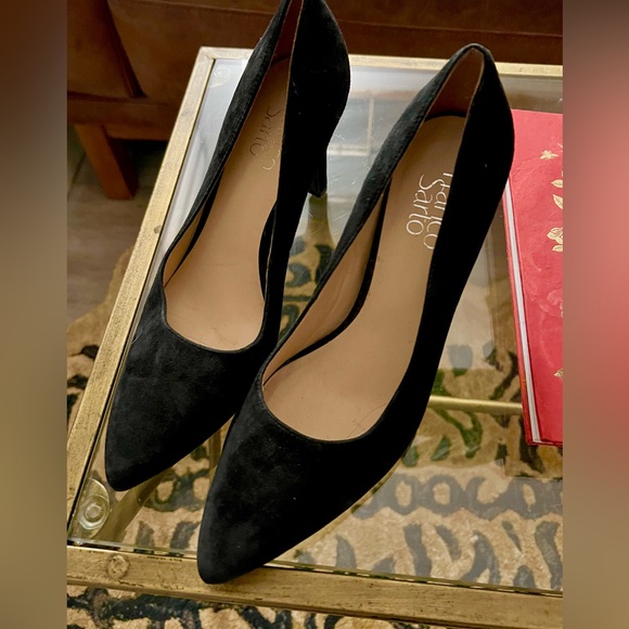 New Franco Sarto Suede Pumps - Picture 4 of 6
